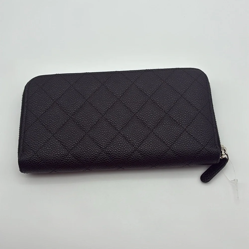 CHANEL CC BLACK CAVIAR QUILTED DIAMOND ZIPPY WALLET WITH SILVER